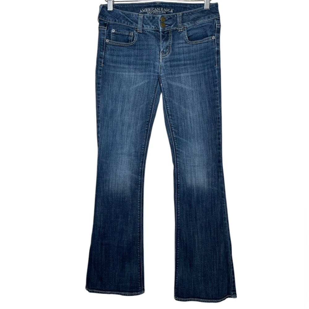 American Eagle Outfitters Women's Dark Blue Flared Jeans